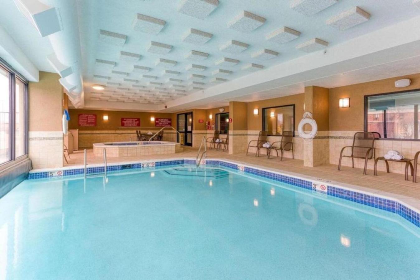 Heritage Inn & Suites St Louis Fenton, Trademark By Wyndham Ngoại thất bức ảnh