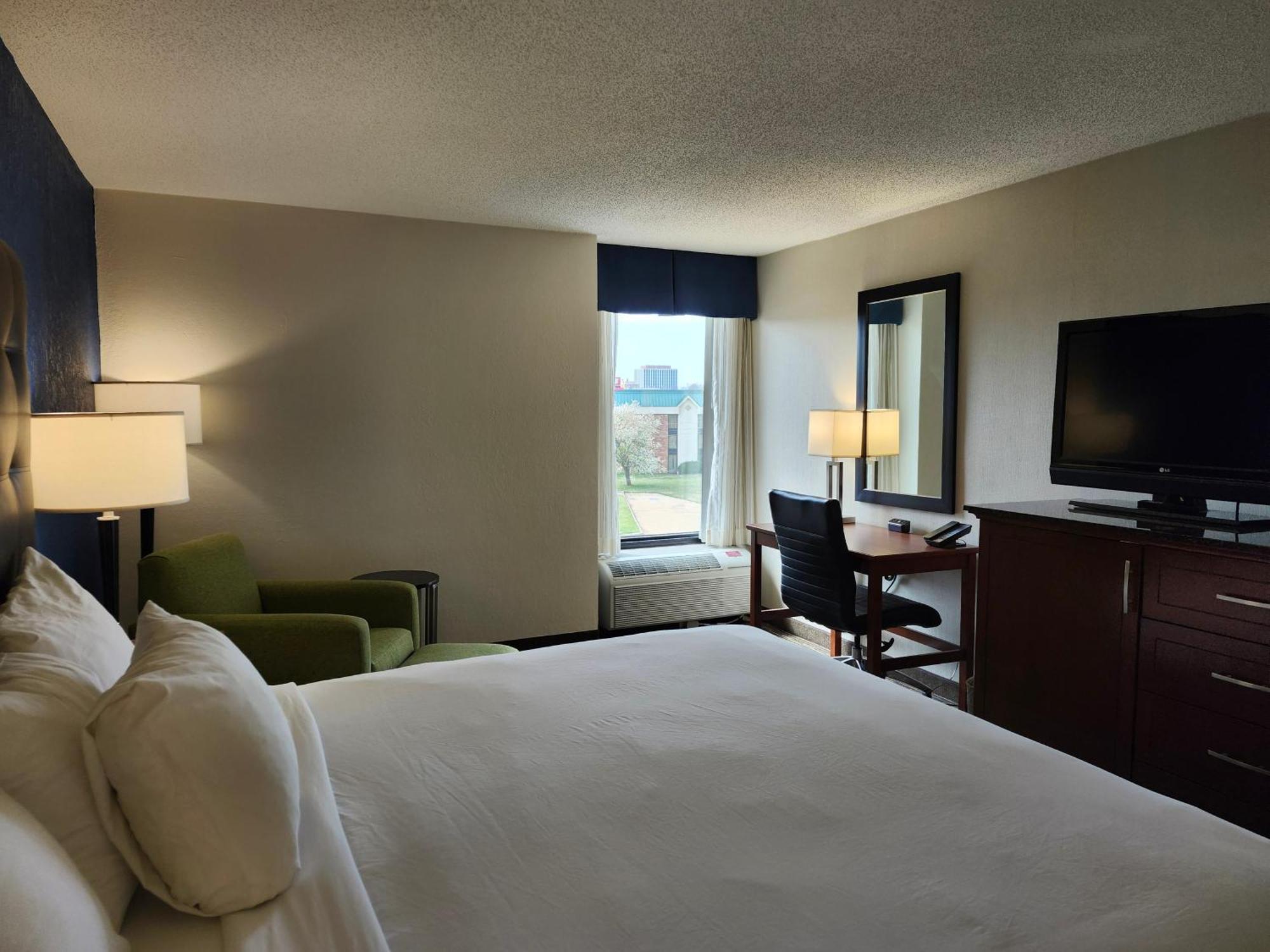 Heritage Inn & Suites St Louis Fenton, Trademark By Wyndham Ngoại thất bức ảnh