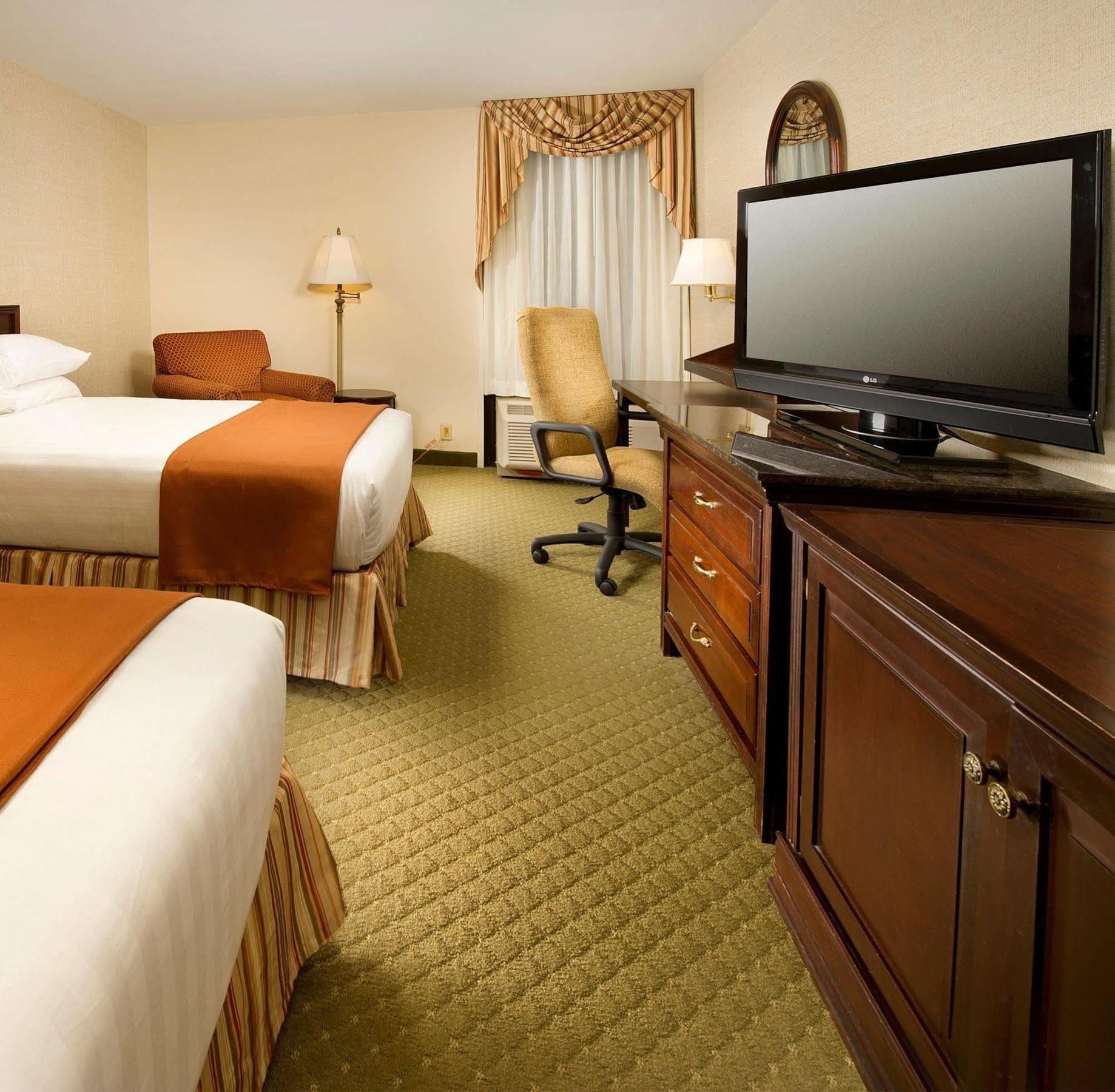 Heritage Inn & Suites St Louis Fenton, Trademark By Wyndham Ngoại thất bức ảnh