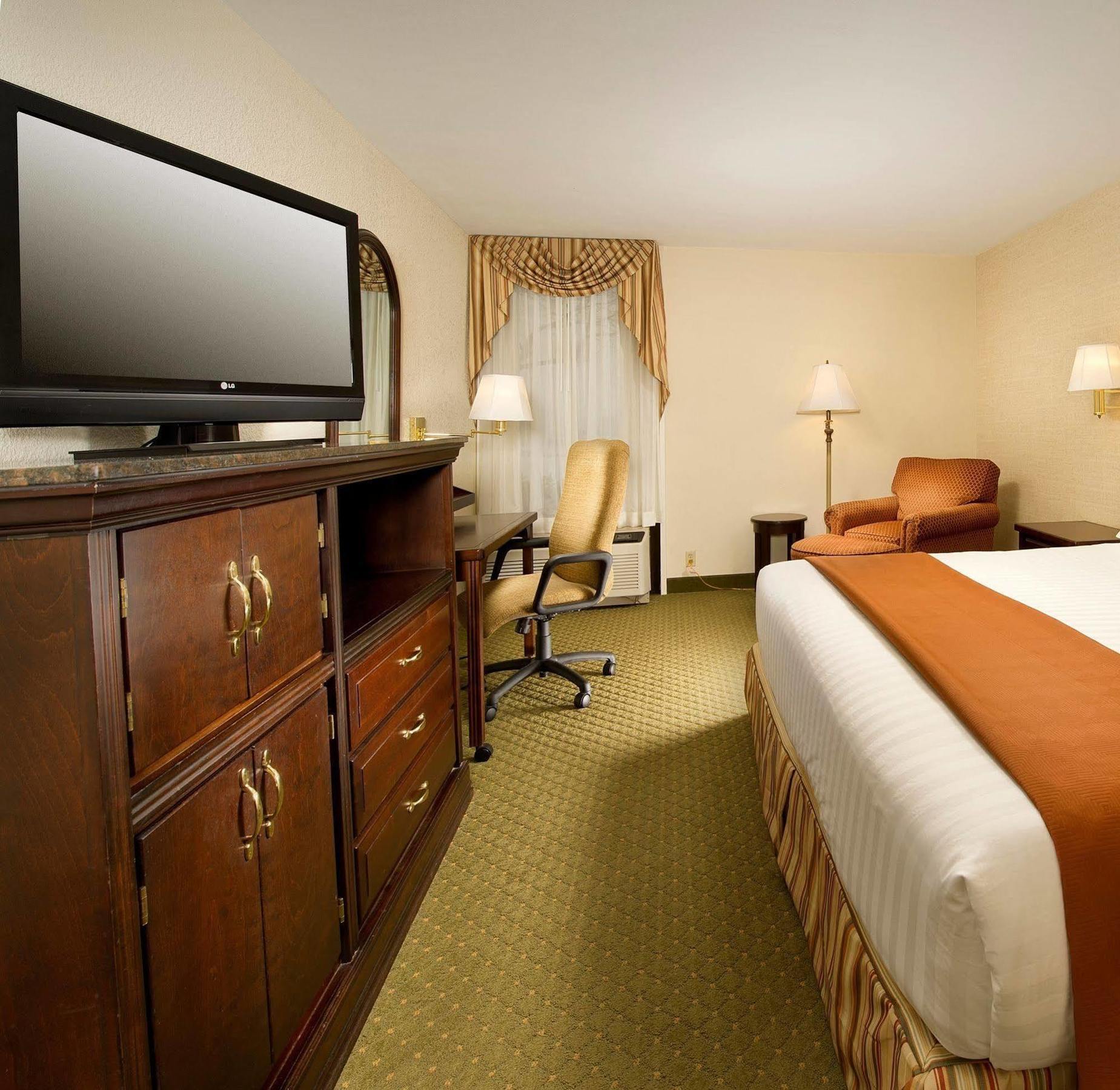 Heritage Inn & Suites St Louis Fenton, Trademark By Wyndham Ngoại thất bức ảnh